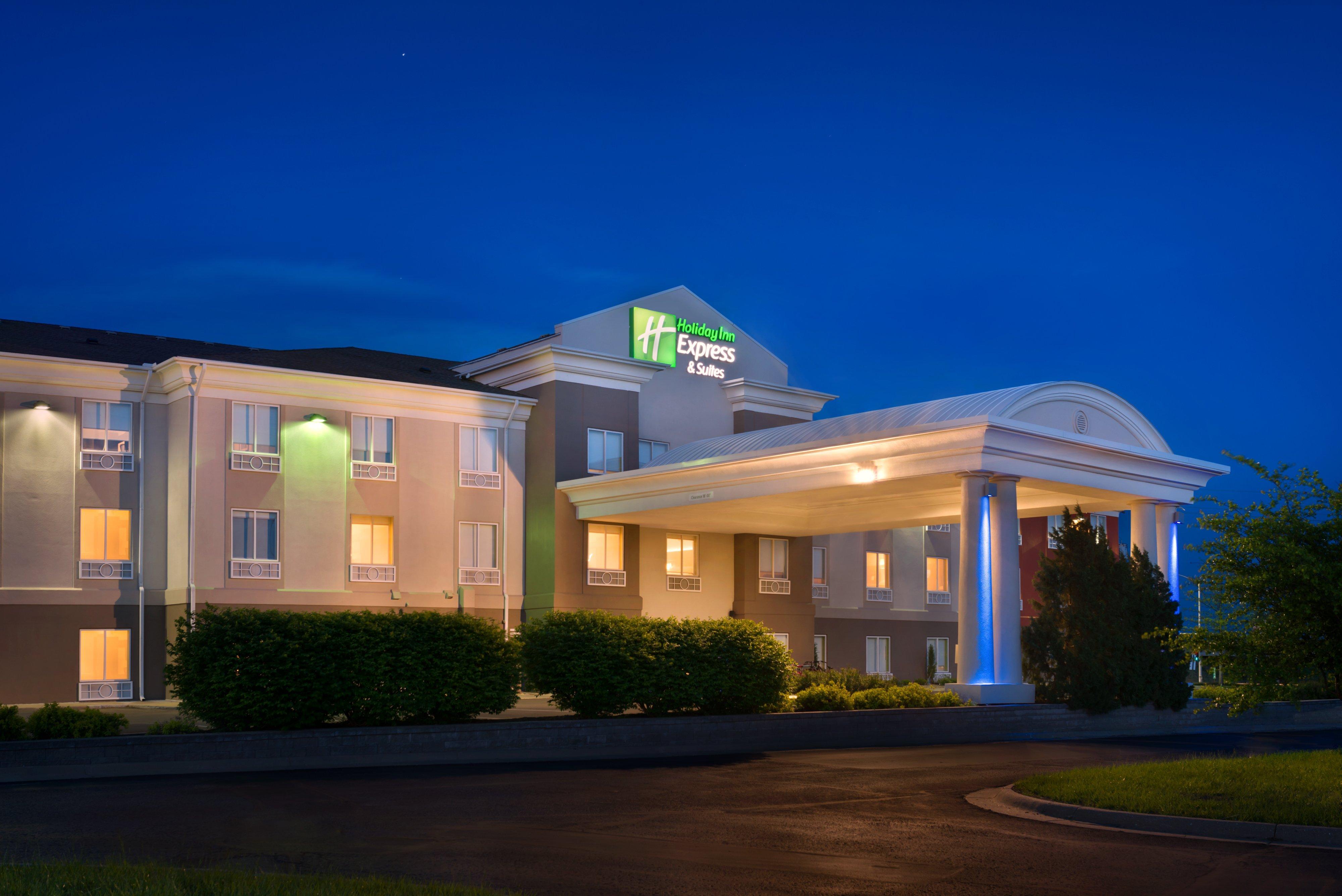 Holiday Inn Express Lawrence By Ihg Екстериор снимка