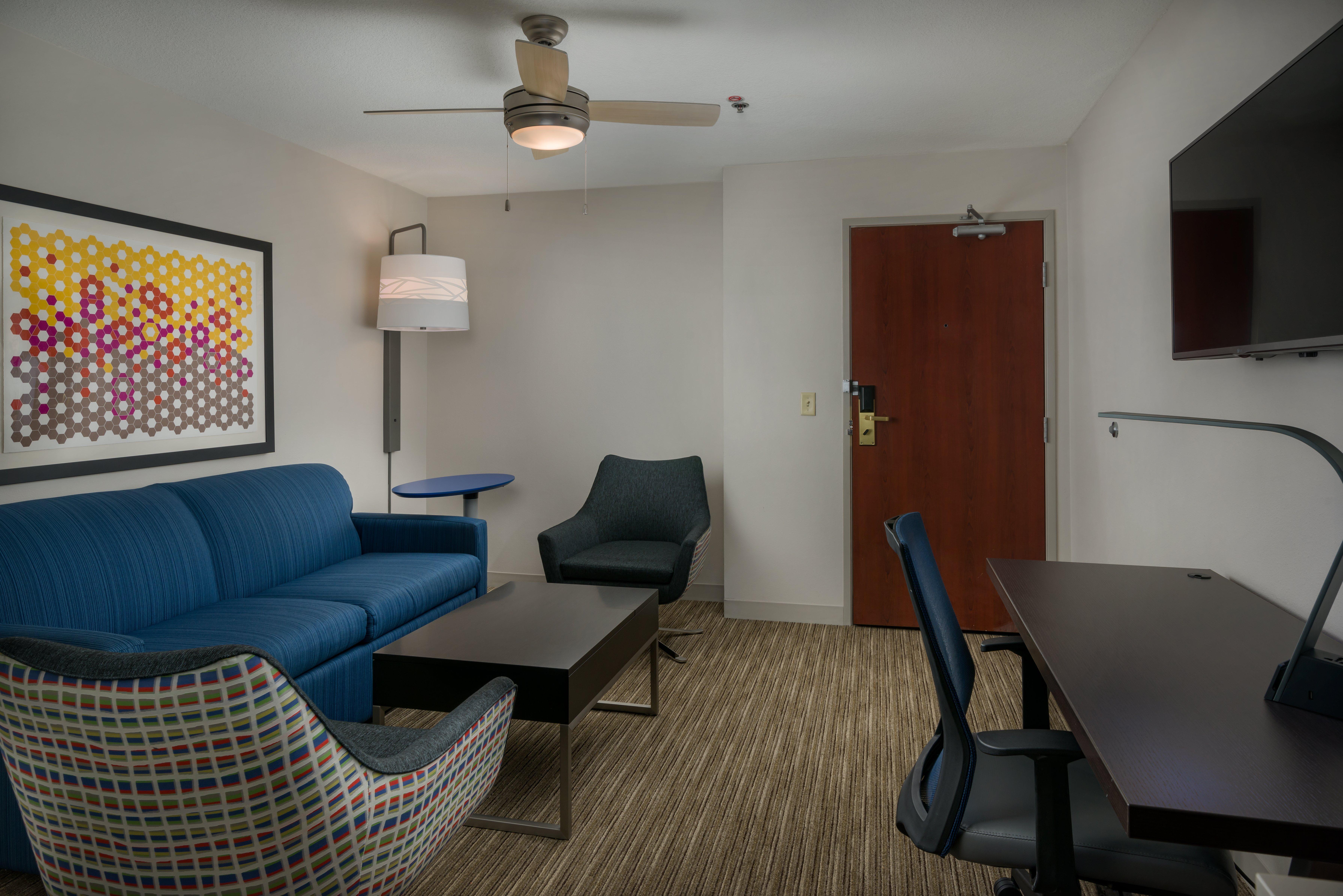 Holiday Inn Express Lawrence By Ihg Екстериор снимка