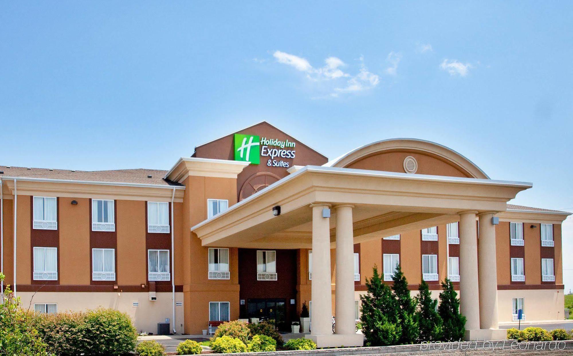 Holiday Inn Express Lawrence By Ihg Екстериор снимка