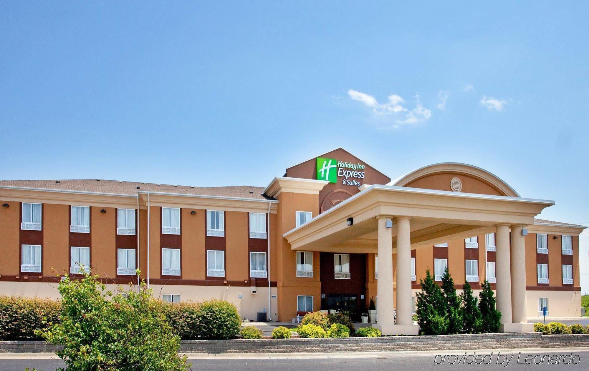 Holiday Inn Express Lawrence By Ihg Екстериор снимка